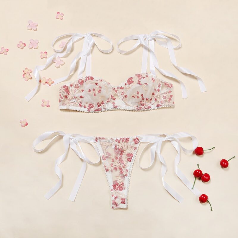 Women's Set of Bra and Panty with Embroidery