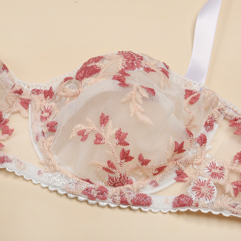 Women's Set of Bra and Panty with Embroidery